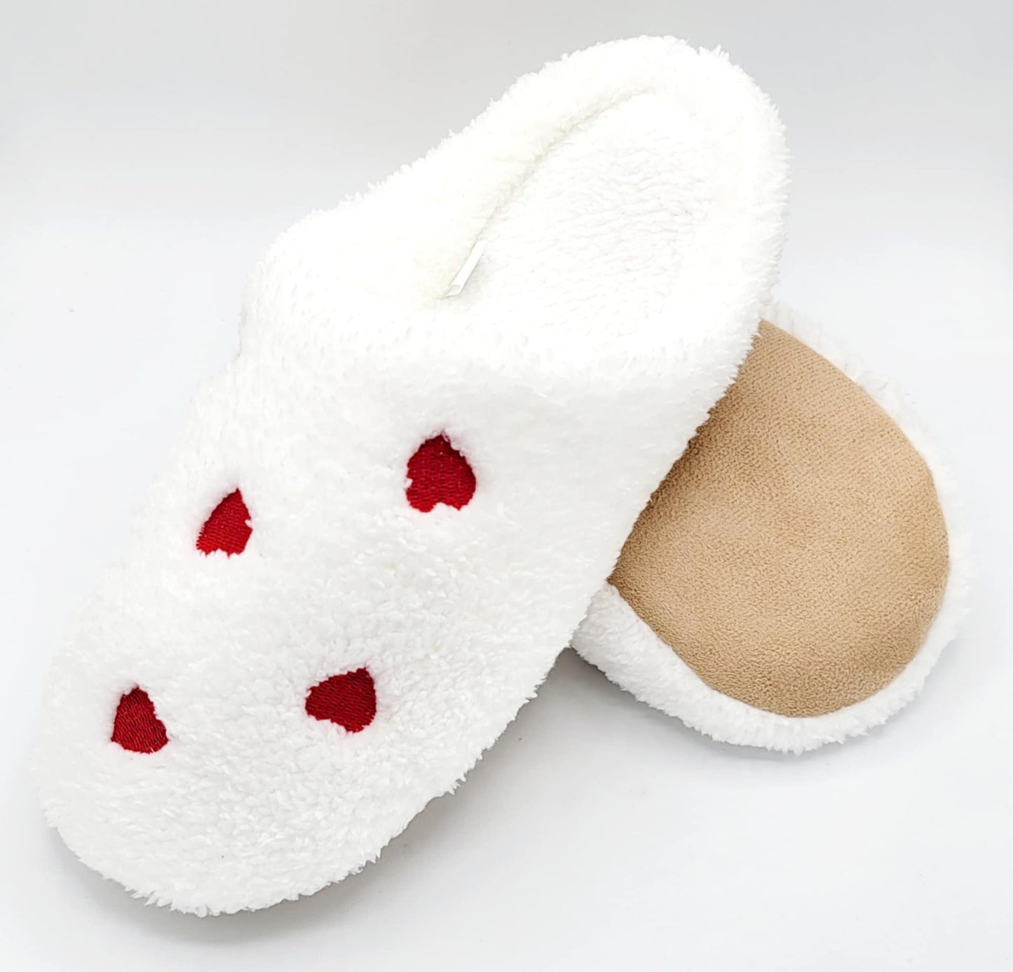 SLIP ON HEART DESIGN ADULT LADIES SLIPPERS ONE SIZE