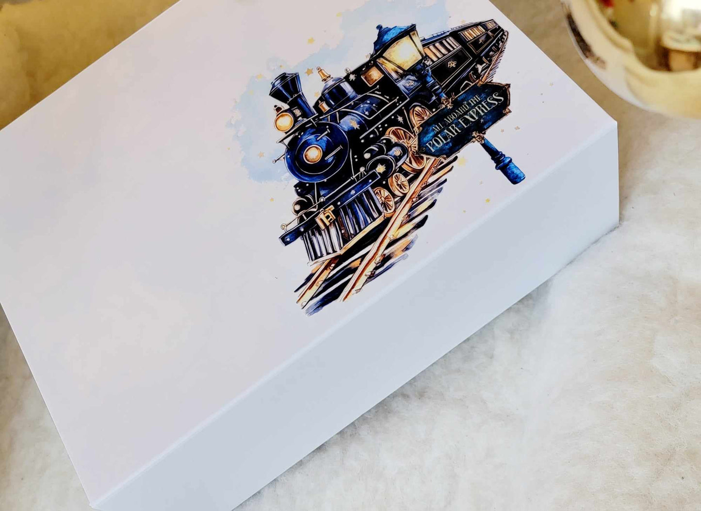 CHRISTMAS THEMED MAGNETIC GIFT BOXES - Personalised for FREE