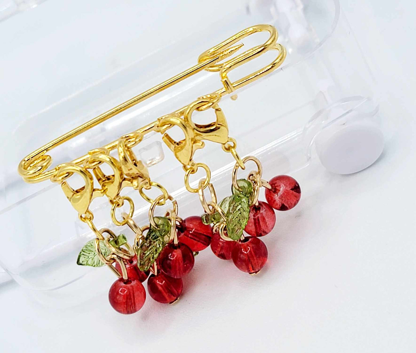 Cute Mini Cherry Charms Sewing Tools Stitch Markers Knitting Locking Crochet Markers with Lobster Claw Clasp