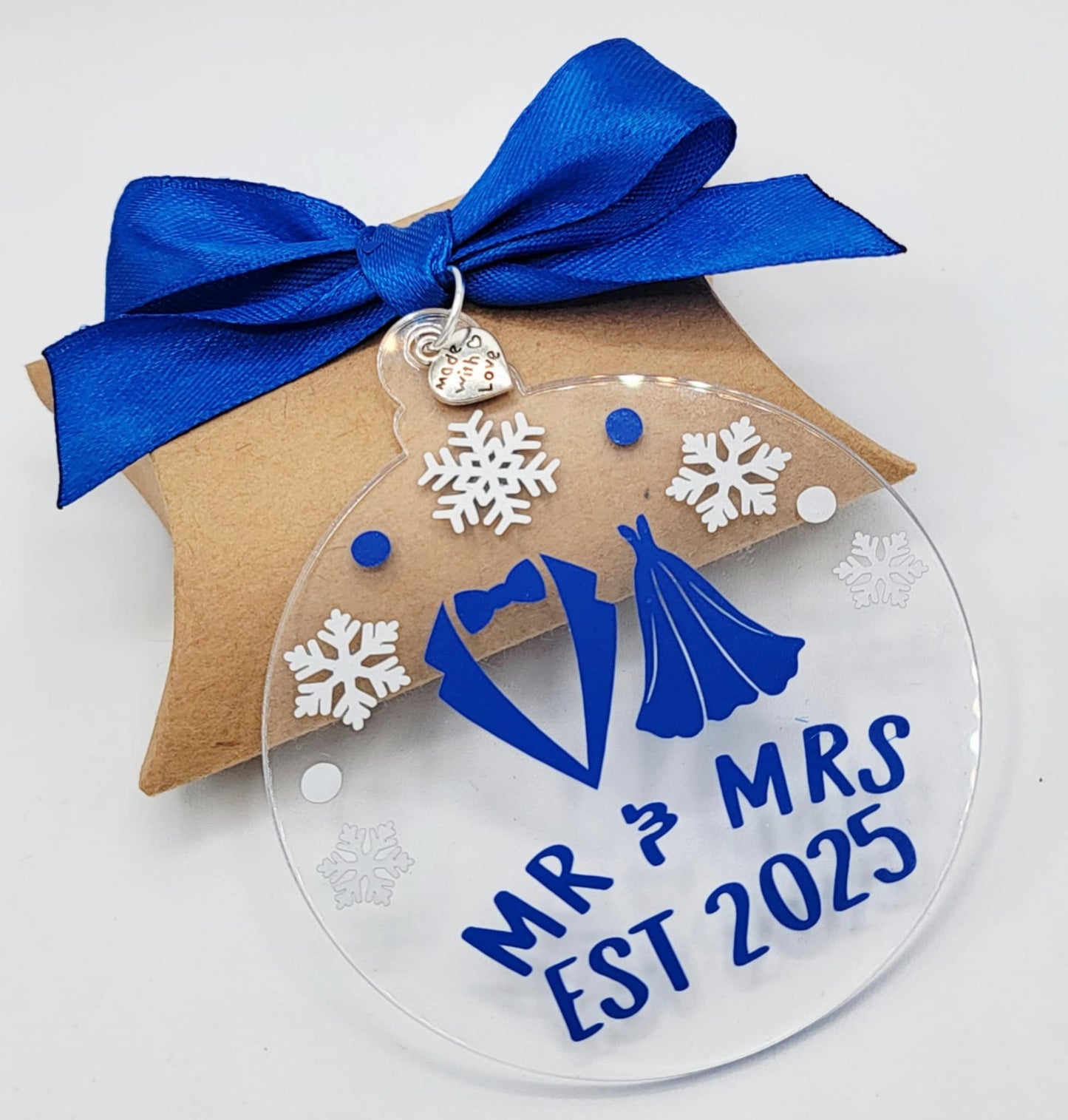 First Christmas as mr and mrs Xmas Decoration Bauble Personalised Married Acrylic Tree Bauble for 1st Wedding Gifts Keepsake for Him or Her