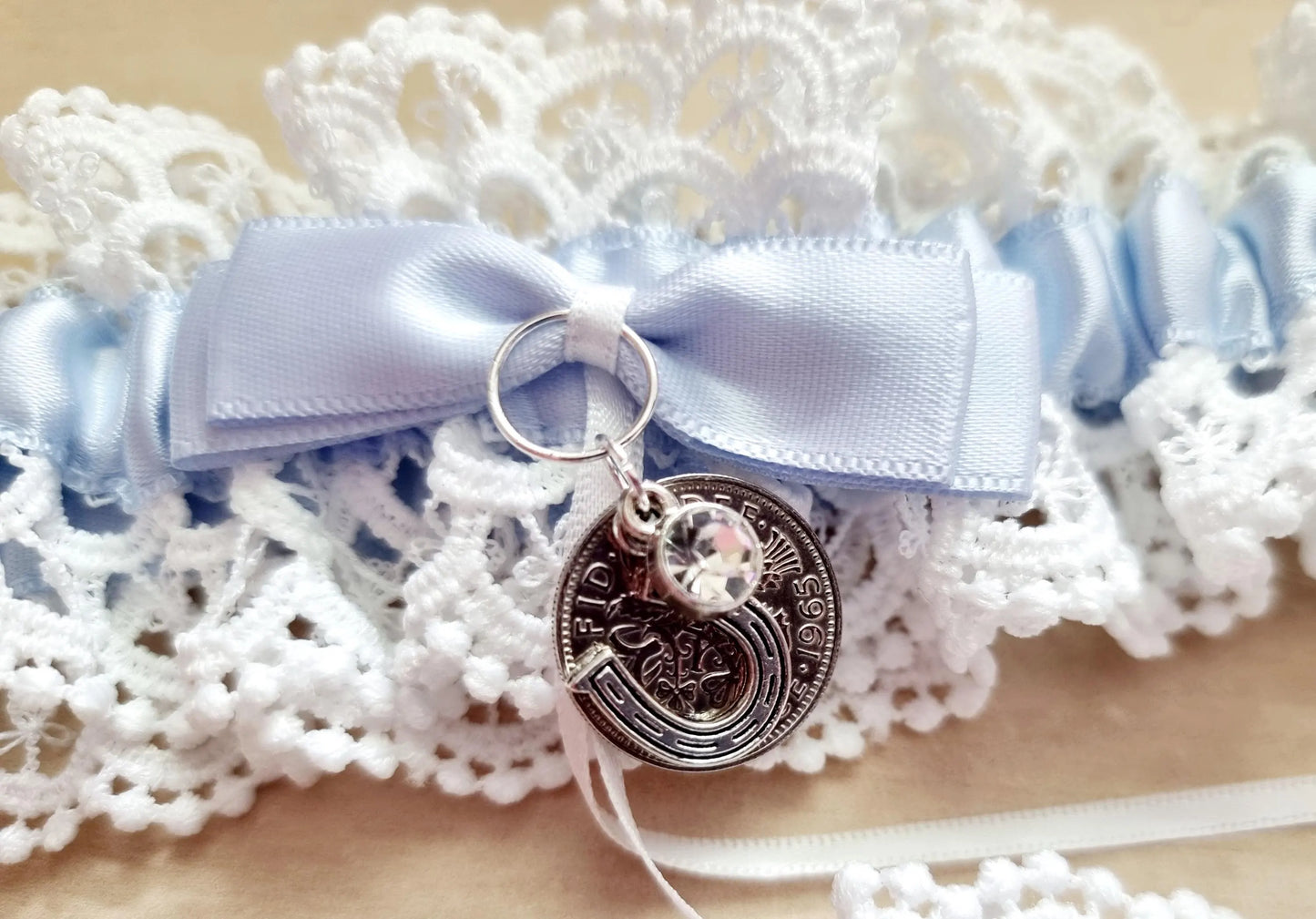 Garter Wedding Something Blue Sixpence Horseshoe Bride Gift Hen Party Free Gift Bag Tag Free Postage